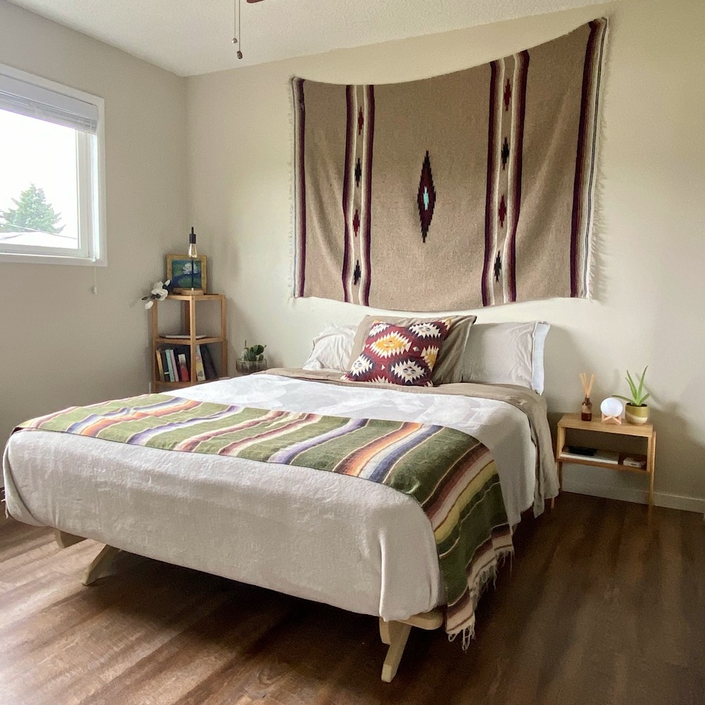 Woven Vintage Southwestern Tapestry (4’6” x 6’)